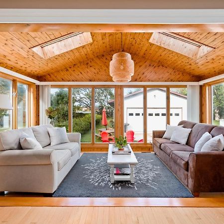 Sunroom On Maple Picton Εξωτερικό φωτογραφία