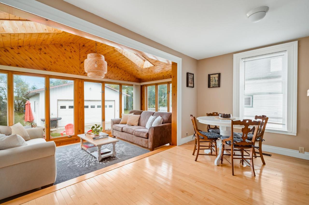 Sunroom On Maple Picton Εξωτερικό φωτογραφία