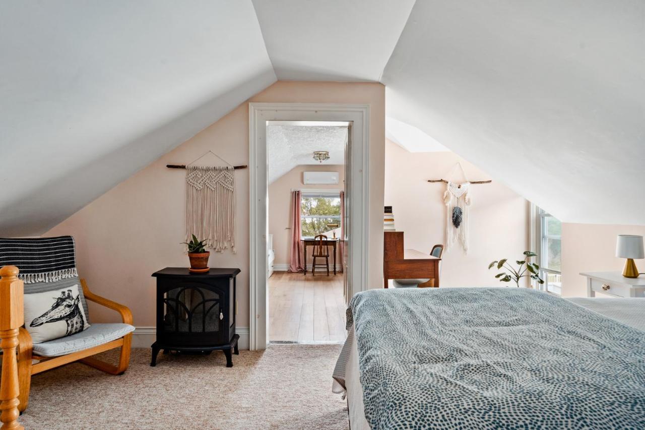Sunroom On Maple Picton Εξωτερικό φωτογραφία